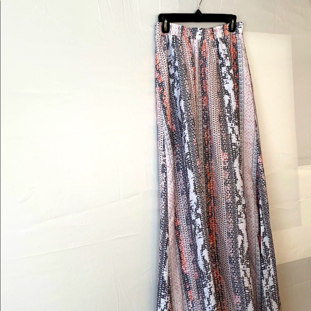 BCBG Maxi skirt with slit and pockets